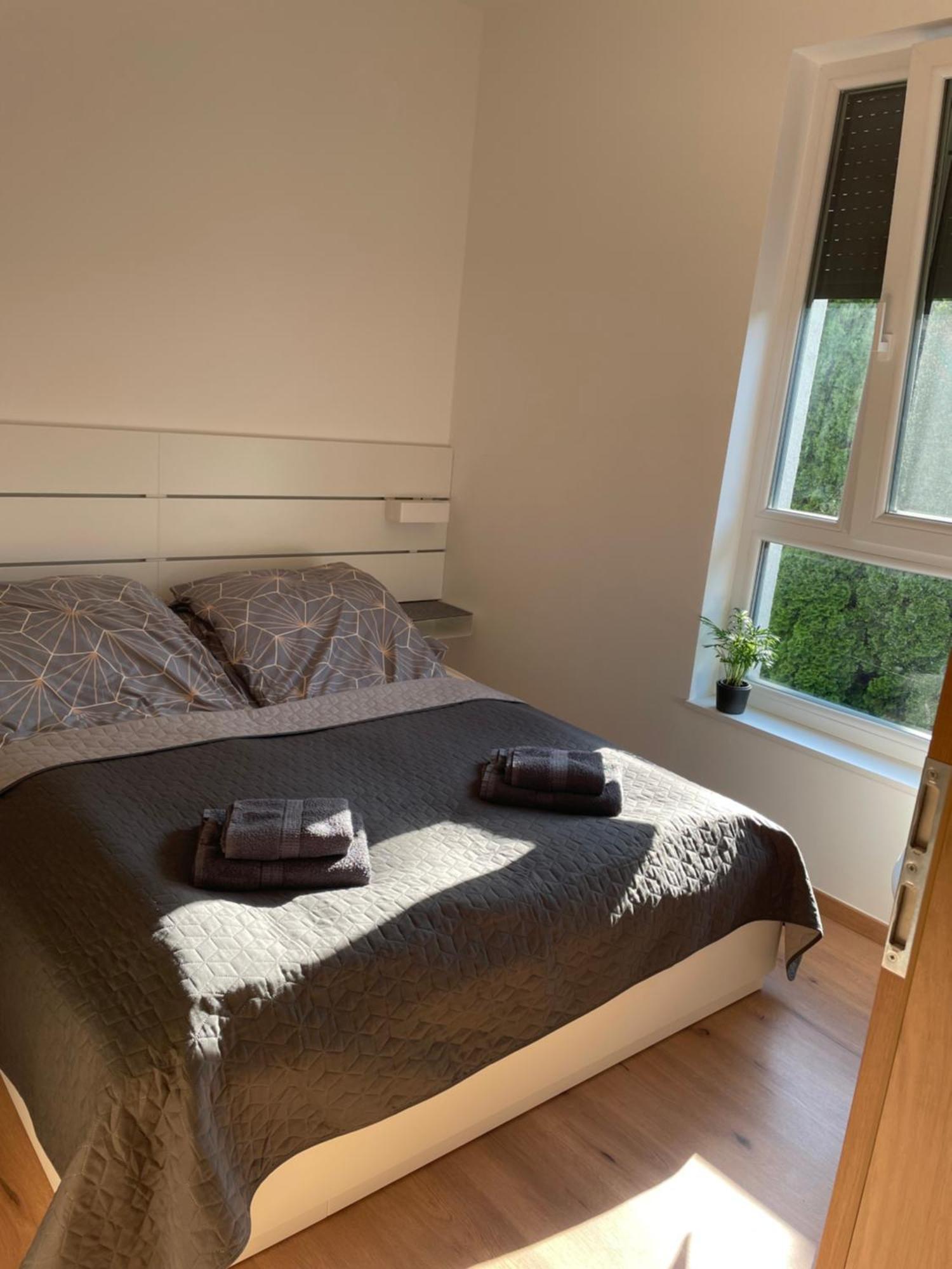 Hexagon Apartman Szeged Esterno foto